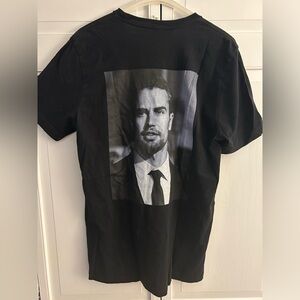 Calling all Theo James fans! Black Canvas t-shirt with his image on back, size L